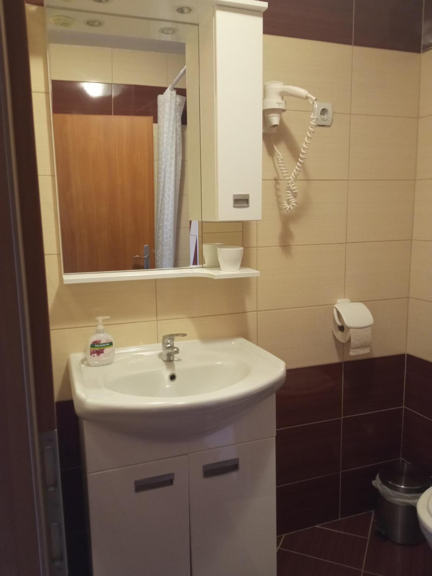 코레니카 Apartman Vidovic 아파트 외부 사진