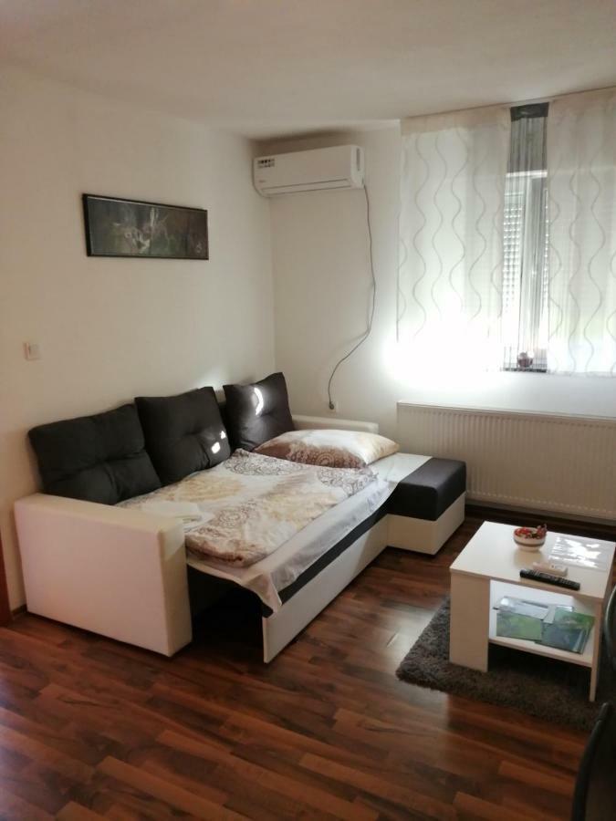 코레니카 Apartman Vidovic 아파트 외부 사진