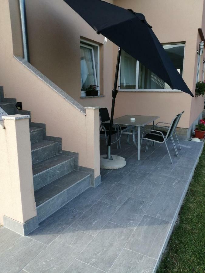 코레니카 Apartman Vidovic 아파트 외부 사진