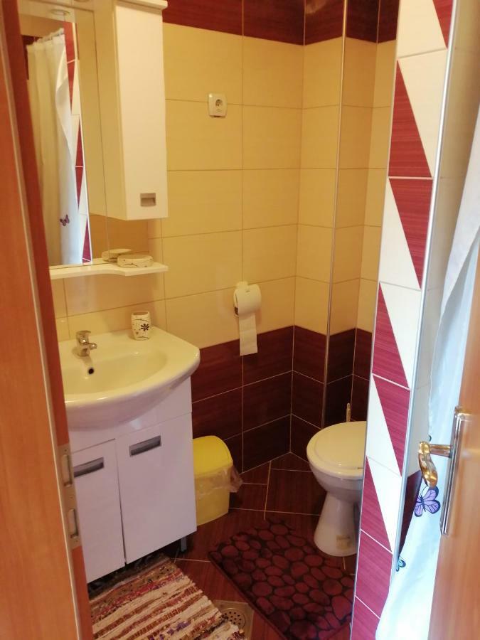 코레니카 Apartman Vidovic 아파트 외부 사진
